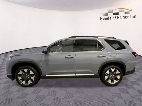 New 2026 Honda Pilot Touring image 6
