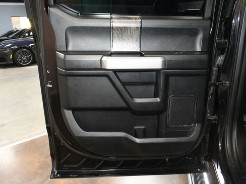 Used 2019 Ford F250 Lariat w/ Lariat Ultimate Package image 43