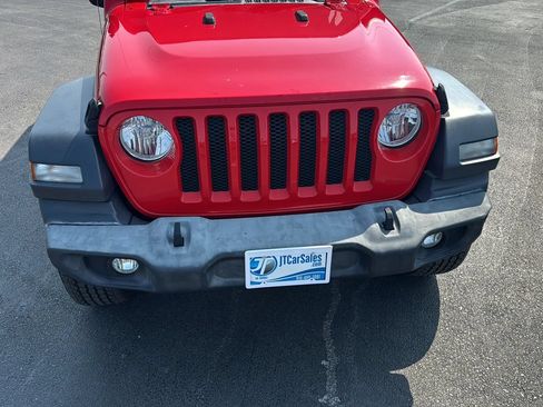 Used 2019 Jeep Wrangler Unlimited Sport S AWD/4WD image 23