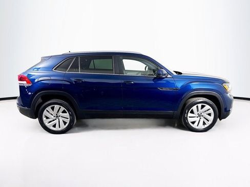 Used 2020 Volkswagen Atlas Cross Sport SE w/ Panoramic Sunroof Package image 4