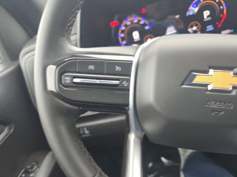 Used 2025 Chevrolet Colorado LT image 25