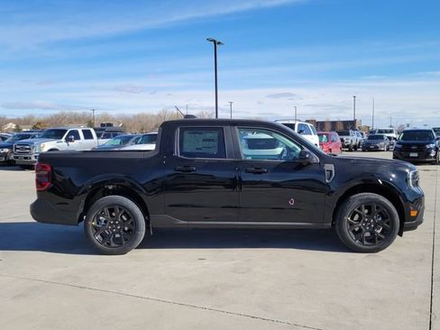 New 2026 Ford Maverick Lariat w/ Black Appearance Package image 2