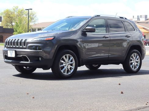 Used 2014 Jeep Cherokee Limited AWD/4WD image 11