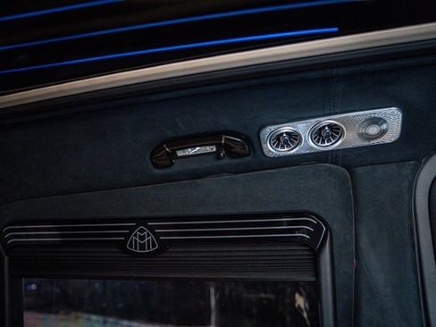 Used 2017 Mercedes-Benz Metris Passenger image 43