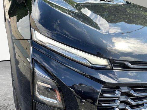 Used 2025 Chevrolet Equinox LT w/ Convenience Package II AWD/4WD image 33