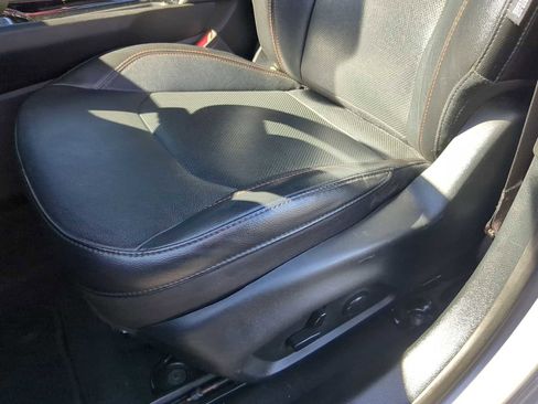 Used 2023 Jeep Compass Limited image 13