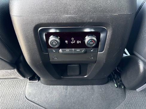 Used 2025 GMC Yukon Denali image 24