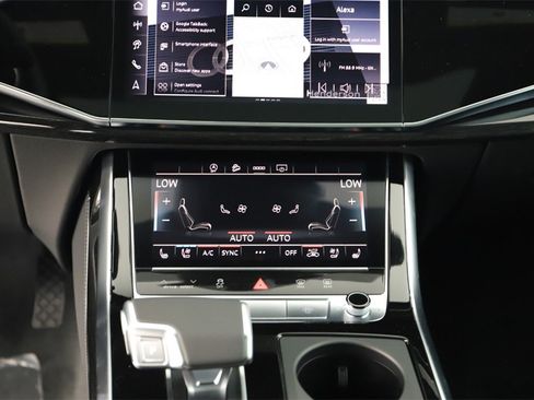 New 2025 Audi Q8 Premium Plus image 20