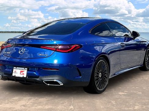 Used 2024 Mercedes-Benz CLE 300 4MATIC Coupe image 4