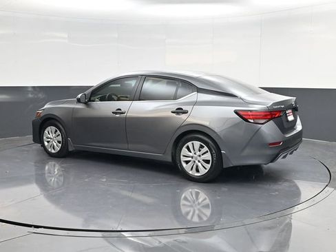 Used 2024 Nissan Sentra S image 5