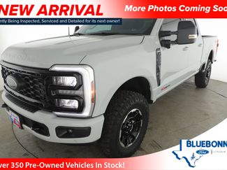 Used 2025 Ford F250 Lariat w/ Lariat Ultimate Package video 1