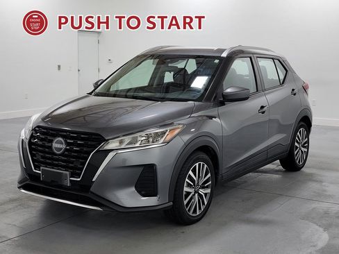 Used 2022 Nissan Kicks SV FWD image 4