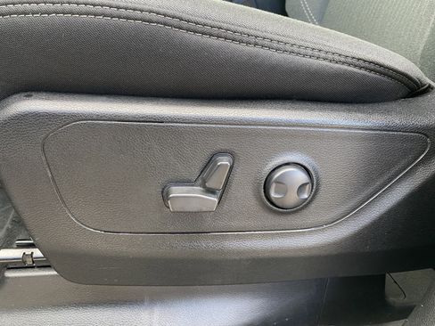 Used 2022 RAM 1500 Big Horn image 16