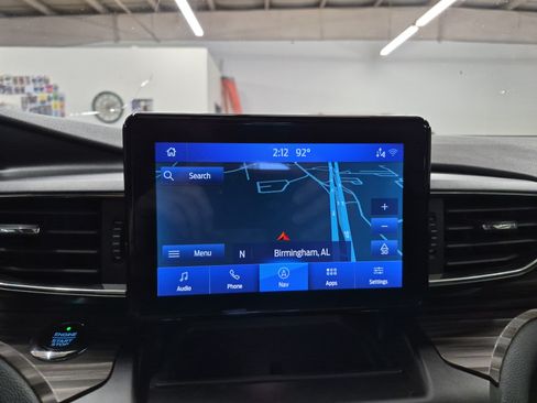 Used 2020 Ford Explorer Limited RWD image 38