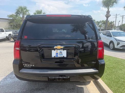 Used 2018 Chevrolet Tahoe LT w/ Luxury Package RWD image 5