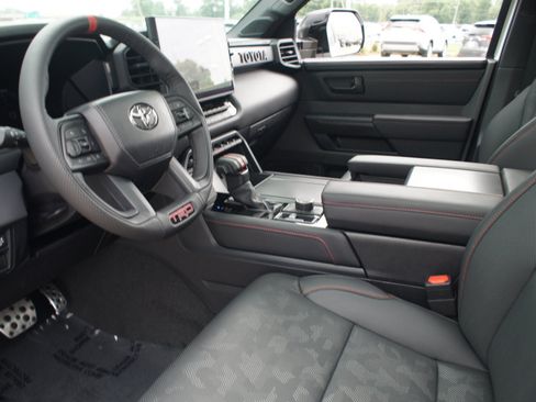 Used 2025 Toyota Sequoia TRD Pro AWD/4WD image 14