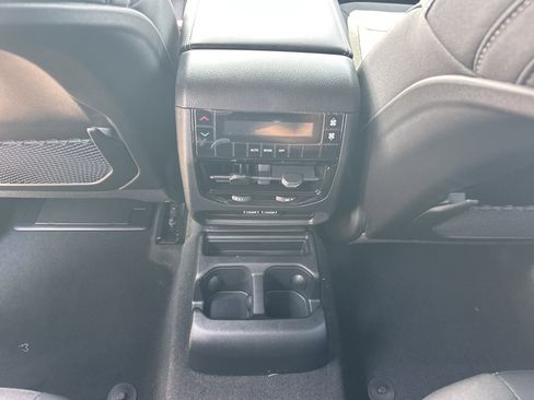 New 2026 Jeep Grand Cherokee L Laredo image 15