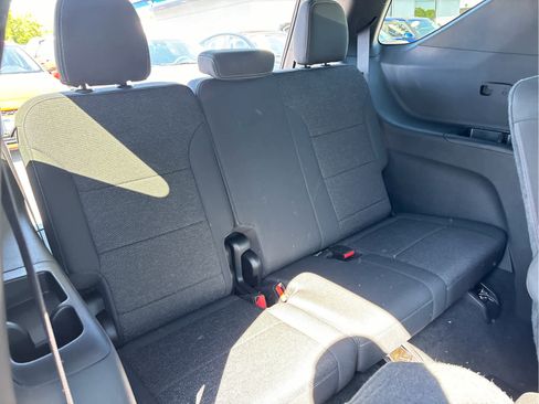 Certified 2024 Chevrolet Traverse LT w/ LPO, Floor Liner Package AWD/4WD image 24