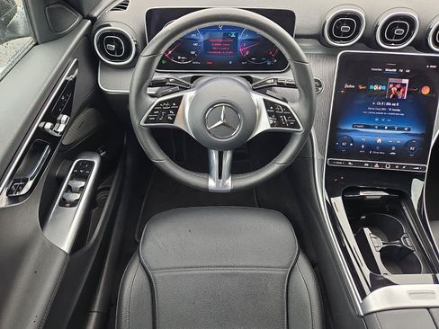 Used 2025 Mercedes-Benz C 300 4MATIC Sedan image 12