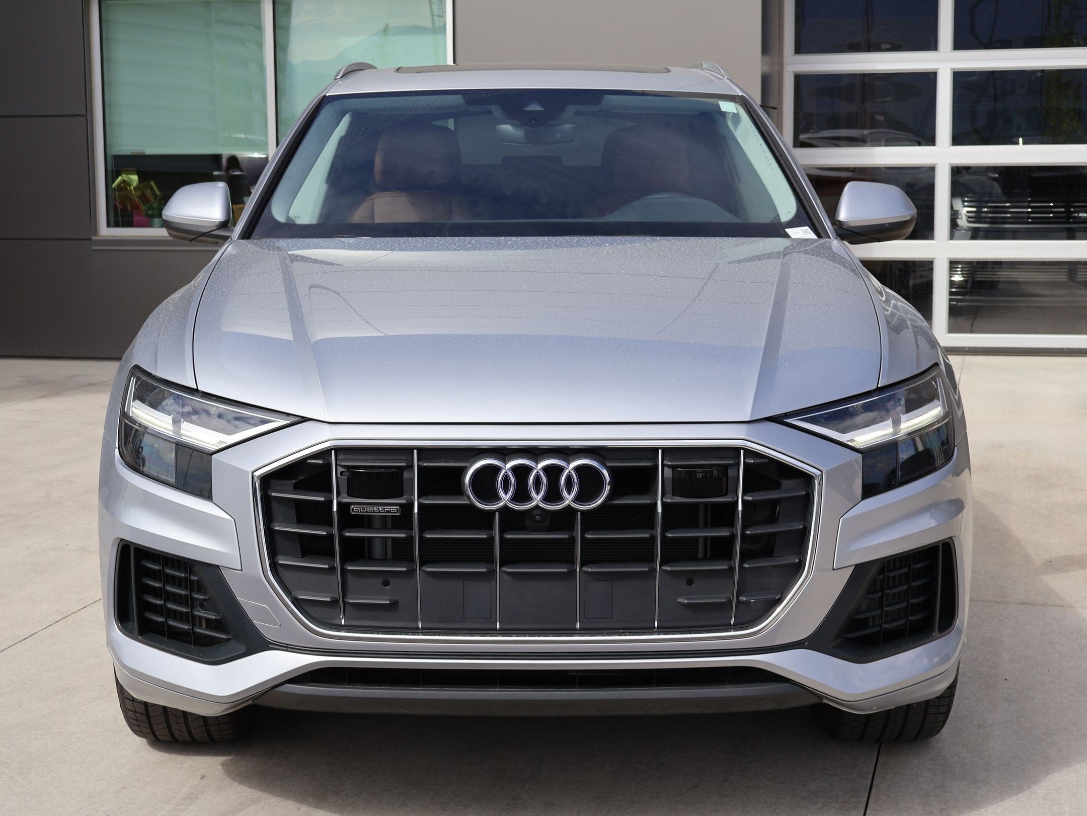 Used 2022 Audi Q8 Premium Plus AWD/4WD image 2