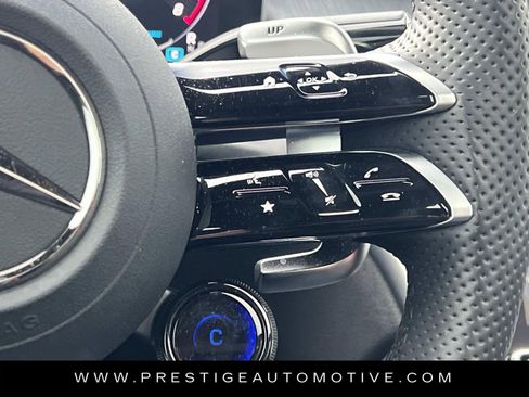 Used 2024 Mercedes-Benz GLC 43 AMG 4MATIC image 29