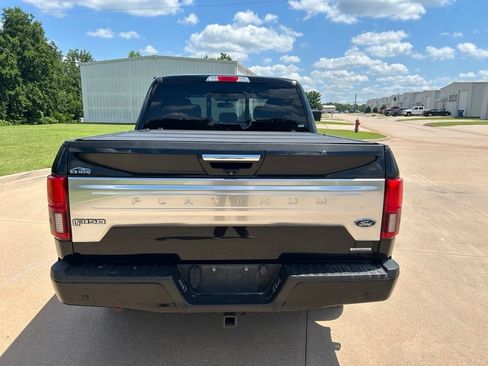Used 2018 Ford F150 Platinum w/ Equipment Group 701A Luxury AWD/4WD image 4