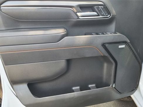 Used 2025 GMC Sierra 2500 AT4 AWD/4WD image 19