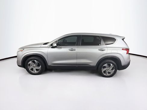 Used 2023 Hyundai Santa Fe SE FWD image 4