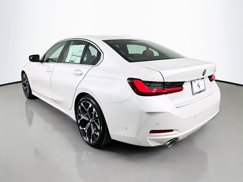 Used 2026 BMW 330i Sedan w/ Premium Package RWD image 7