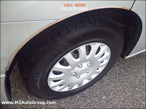 Used 2014 Nissan Quest S image 27