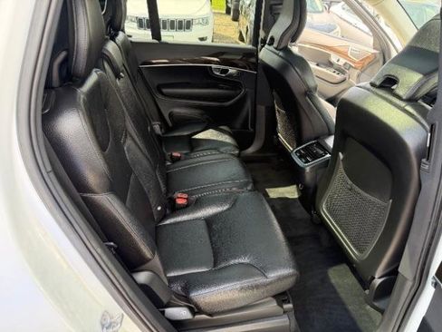 Used 2019 Volvo XC90 T6 Momentum w/ Advanced Package AWD/4WD image 39
