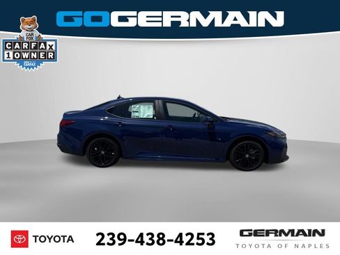 Used 2026 Toyota Camry SE w/ Convenience Package FWD image 9