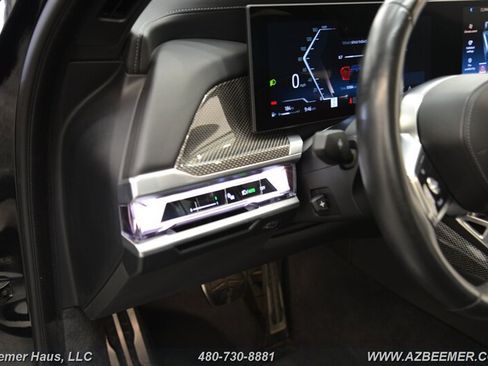 Used 2023 BMW 760i xDrive w/ Luxury Rear Seating Package AWD/4WD image 28