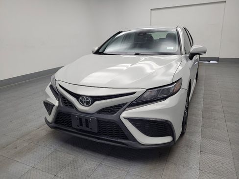 Used 2023 Toyota Camry SE image 15