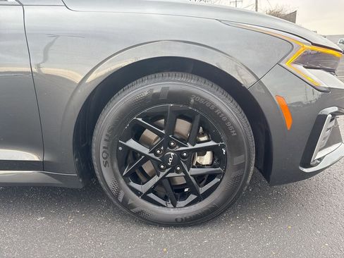 Used 2025 Kia K5 LXS image 10