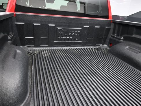Used 2024 RAM 1500 Laramie RWD image 30