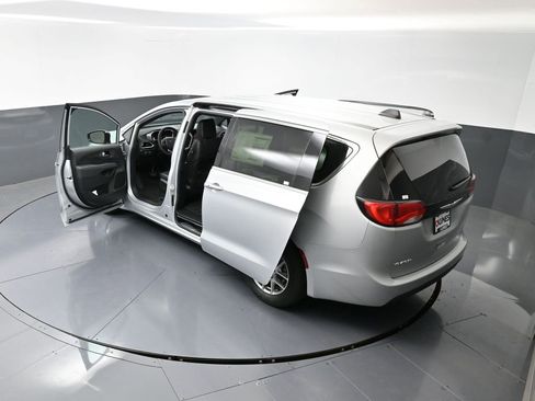 New 2026 Chrysler Voyager LX image 57