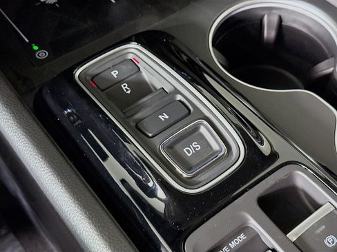 New 2025 Honda Pilot Touring image 20