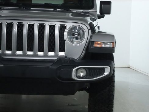 Used 2021 Jeep Wrangler Unlimited Sahara image 7