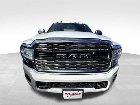 Used 2019 RAM 2500 Limited AWD/4WD image 11