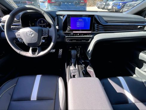 New 2026 Toyota Camry SE AWD/4WD image 5
