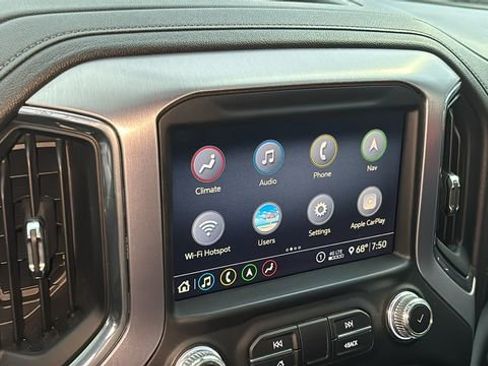 Used 2020 GMC Sierra 2500 SLT w/ SLT Premium Plus Package image 17