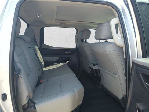 Used 2024 Toyota Tundra Limited AWD/4WD image 18
