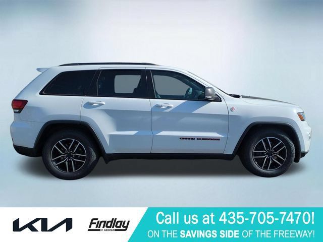 Used 2020 Jeep Grand Cherokee Trailhawk AWD/4WD image 8