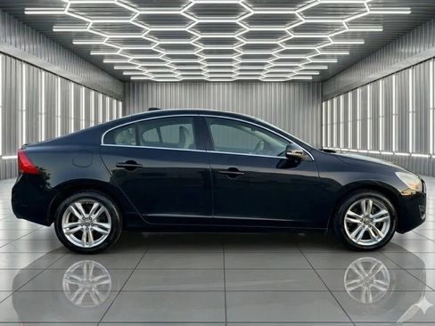 Used 2012 Volvo S60 T5 FWD image 4