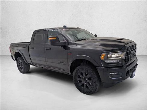 Used 2023 RAM 2500 Limited AWD/4WD image 3