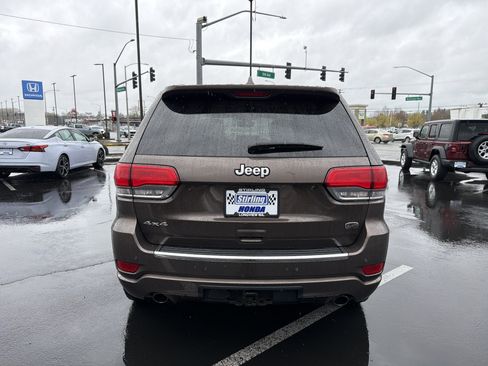 Used 2019 Jeep Grand Cherokee Overland image 4