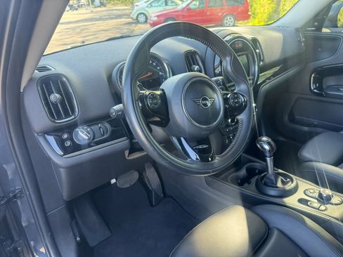 Used 2019 MINI Cooper Countryman S w/ Premium Package FWD image 13