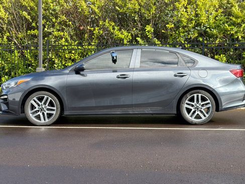 Used 2019 Kia Forte S w/ S Premium Package FWD image 7