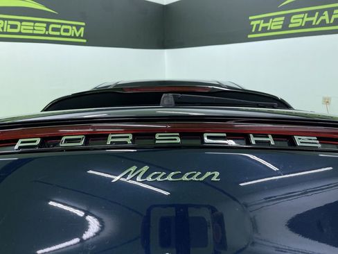 Used 2020 Porsche Macan image 12